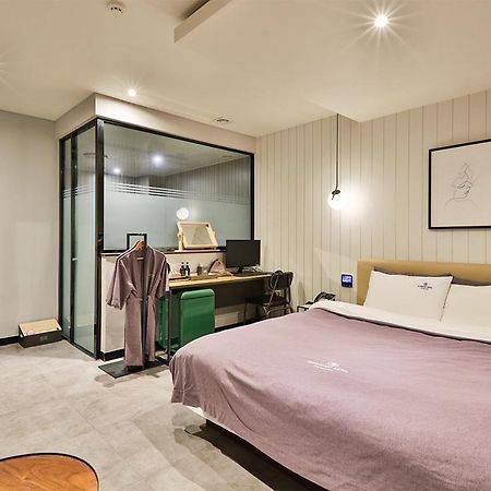Brown Dot Hotel Jeonggwan Busan Exterior foto