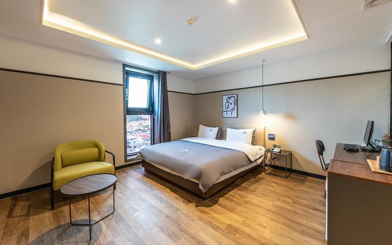 Brown Dot Hotel Jeonggwan Busan Exterior foto